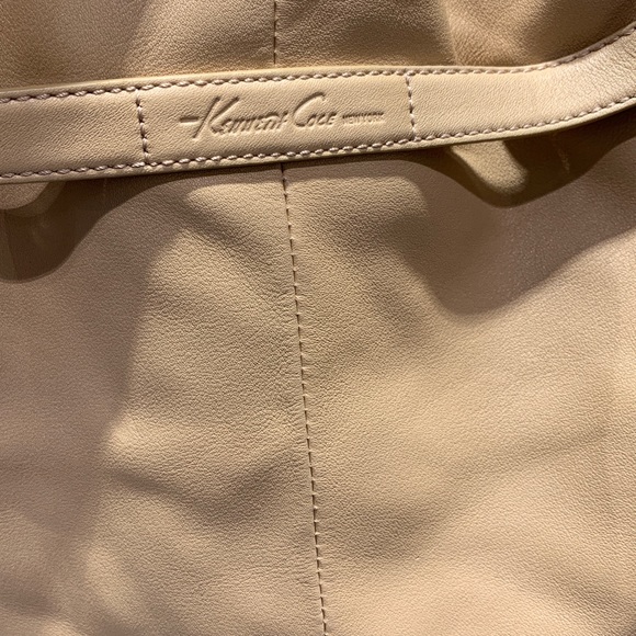 Kenneth Cole Leather Satchel (expendable) - Picture 3 of 8